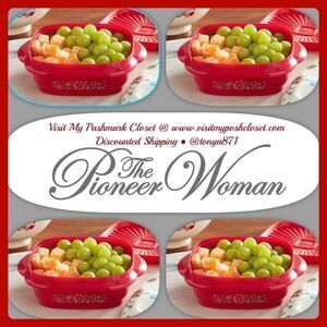 🦋 New Pioneer Woman (4)- Red Floral 3 Cup Food Storage Container with Lid